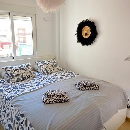 Rooftop Apartment With Three Terraces อาลิกันเต ภายนอก รูปภาพ