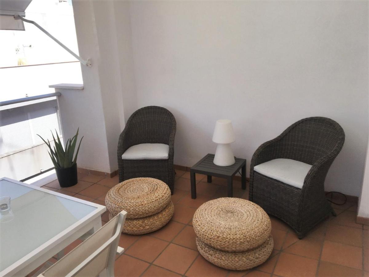 Rooftop Apartment With Three Terraces อาลิกันเต ภายนอก รูปภาพ