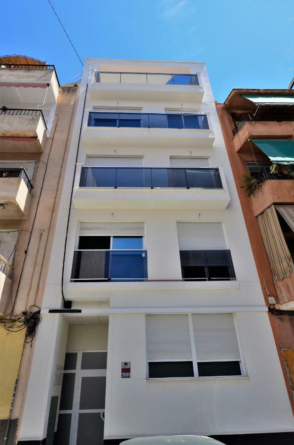 Rooftop Apartment With Three Terraces อาลิกันเต ภายนอก รูปภาพ
